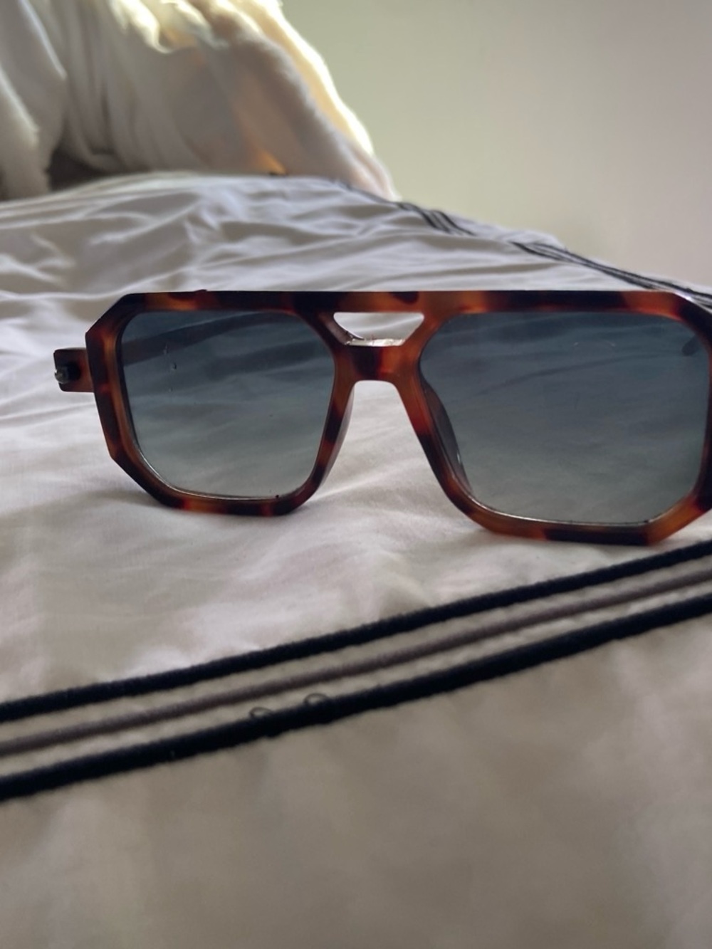 Tortoiseshell Square Aviator Sunglasses - Brown Gradient Lenses